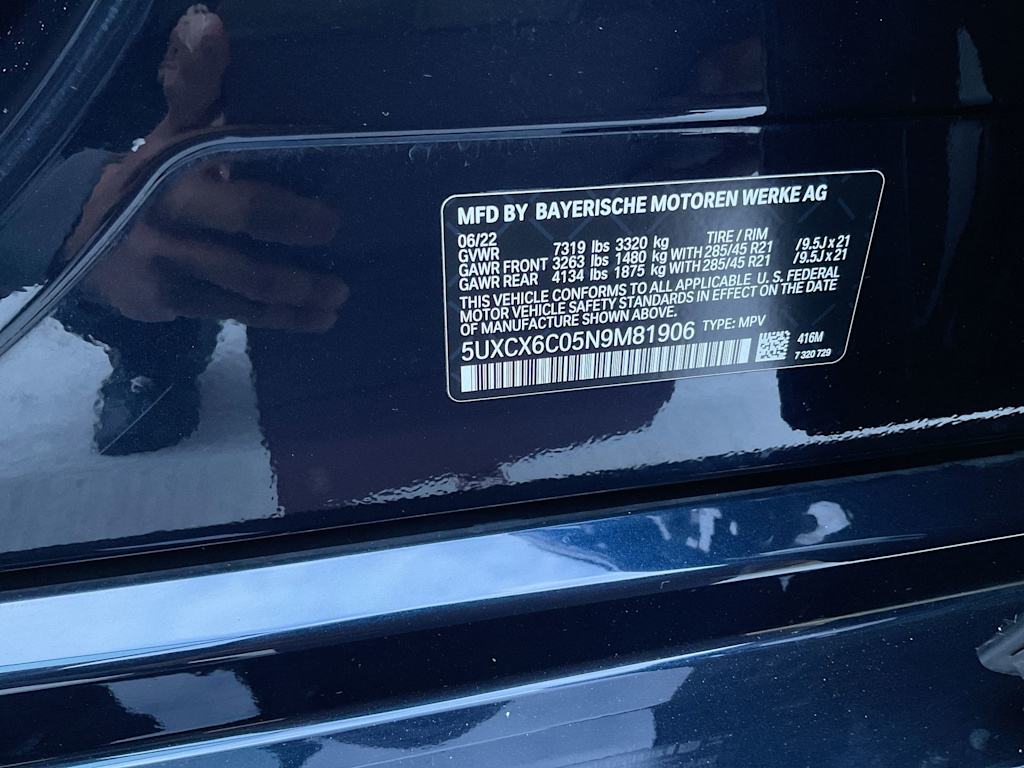 Thumbnail: 2022 BMW X7 - 21