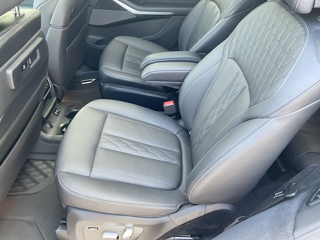 Thumbnail: 2021 BMW X7 - 28