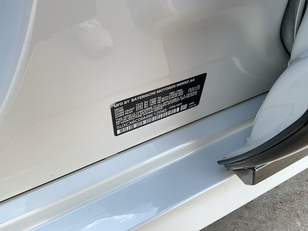 Thumbnail: 2021 BMW X7 - 39