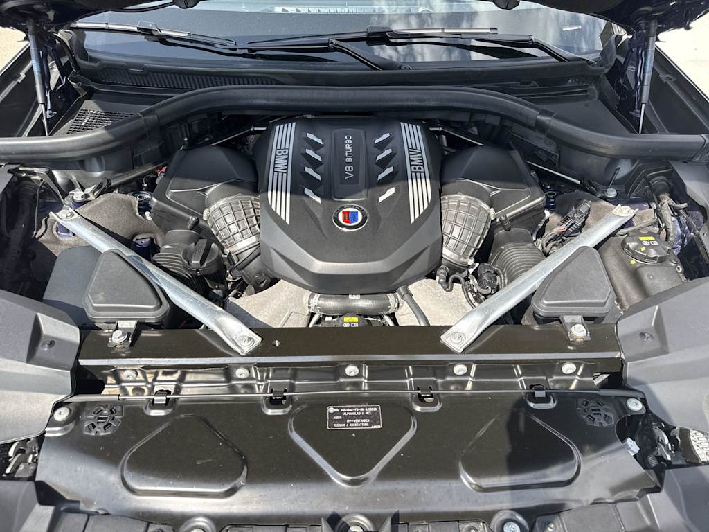 Thumbnail: 2022 BMW X7 - 9