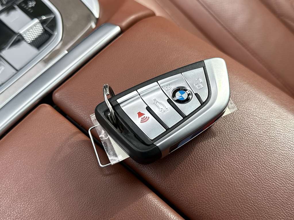 Thumbnail: 2022 BMW X5 - 19