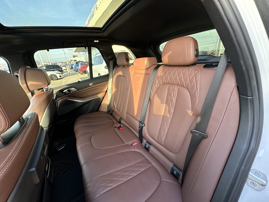 Thumbnail: 2023 BMW X5 - 11