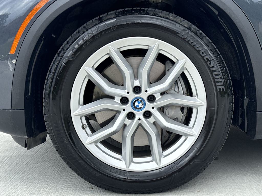 Thumbnail: 2022 BMW X5 - 8