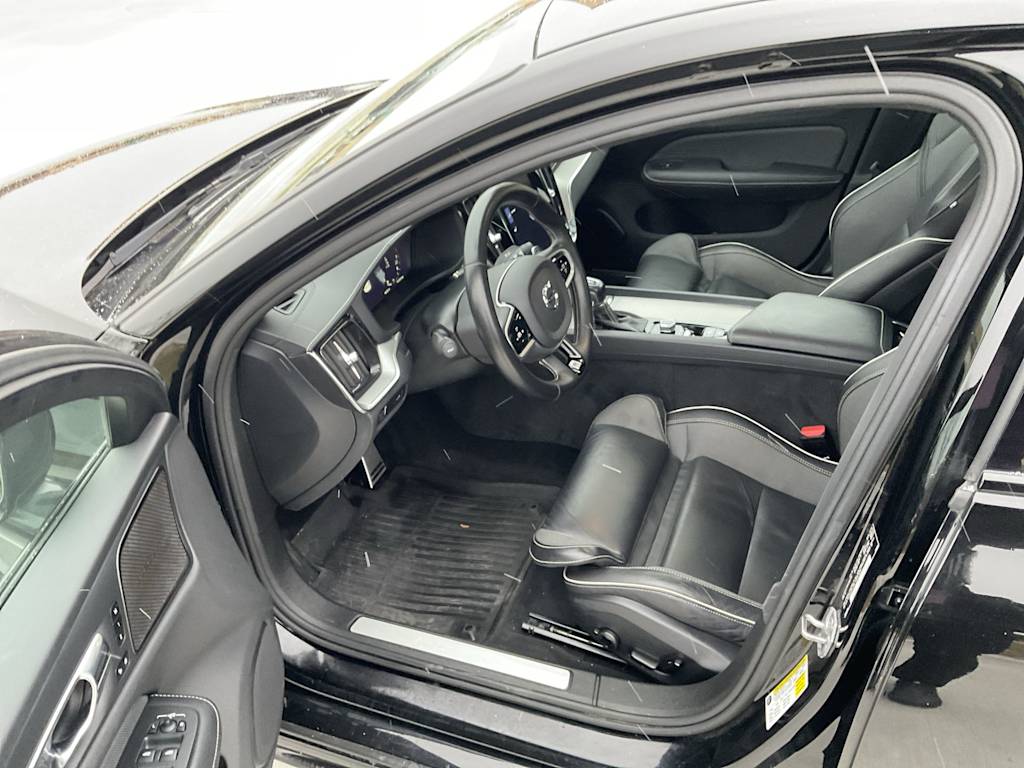 Thumbnail: 2020 Volvo S60 - 11