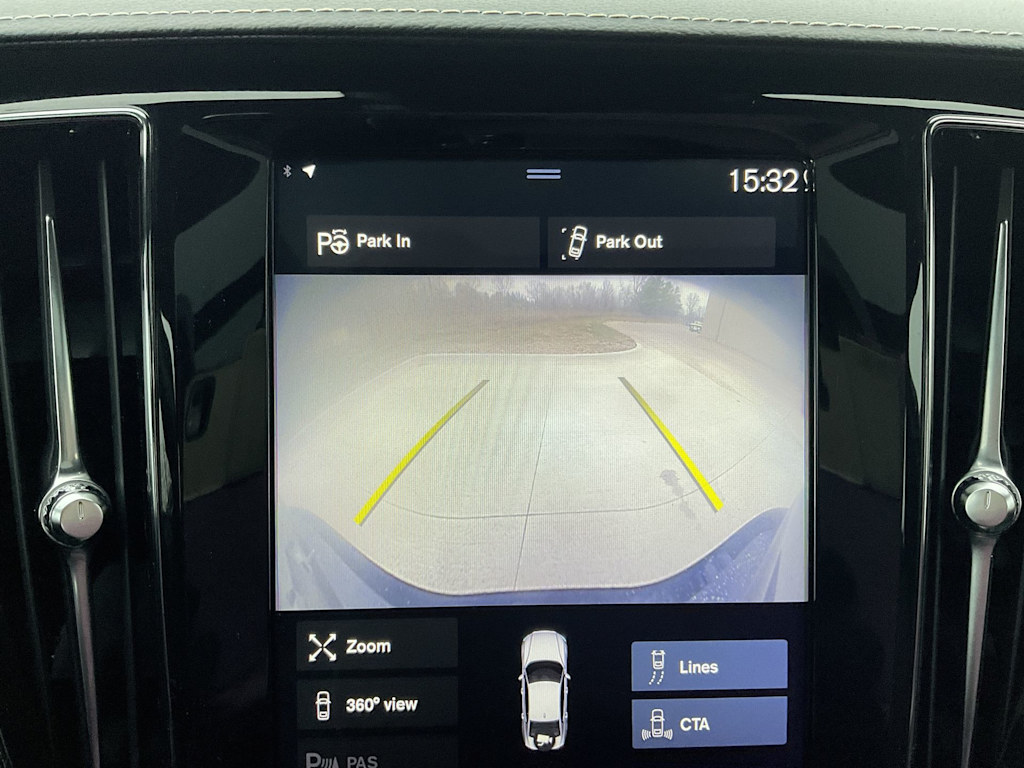 Thumbnail: 2020 Volvo S60 - 31