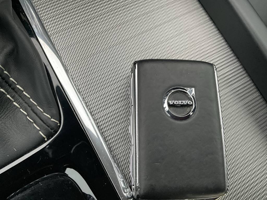 Thumbnail: 2020 Volvo S60 - 34