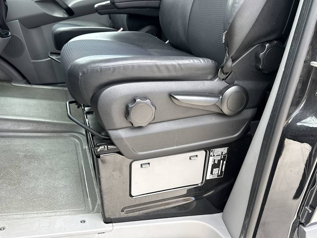 Thumbnail: 2018 Mercedes-Benz Sprinter - 26