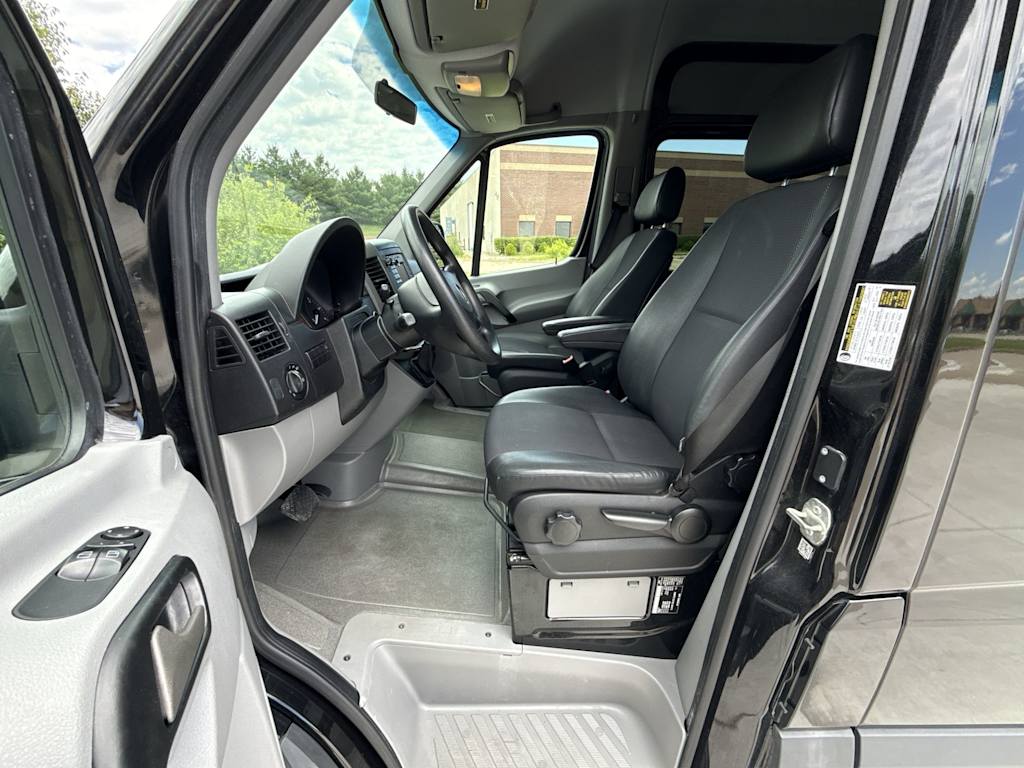 Thumbnail: 2018 Mercedes-Benz Sprinter - 13