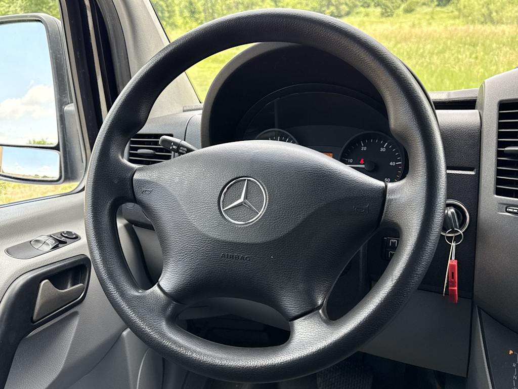 Thumbnail: 2018 Mercedes-Benz Sprinter - 10