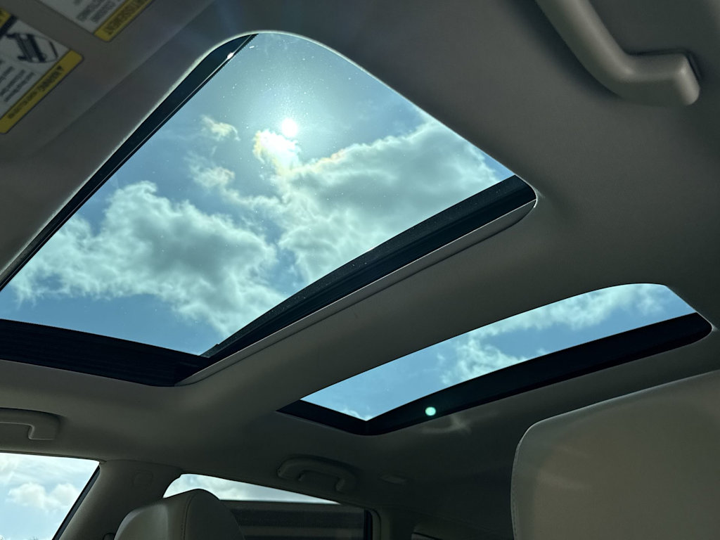 Thumbnail: 2011 Nissan Murano - 23