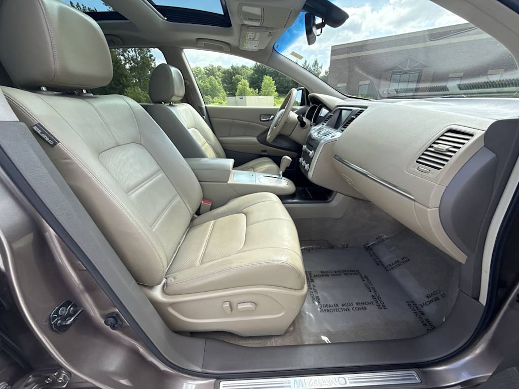 Thumbnail: 2011 Nissan Murano - 27