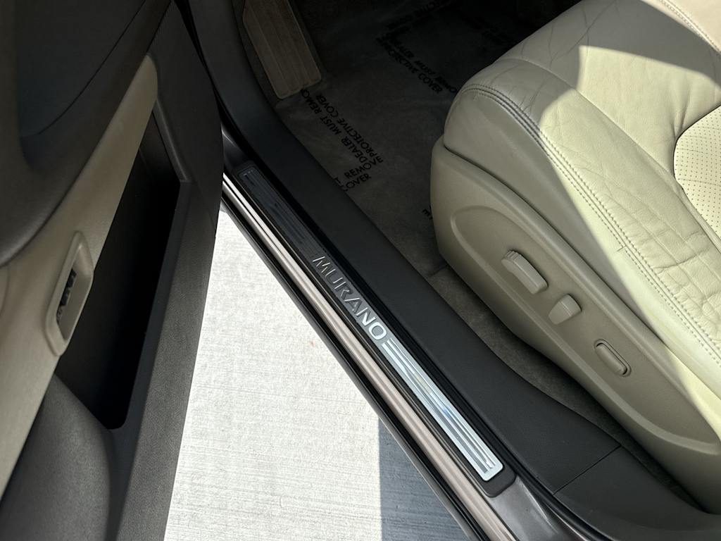 Thumbnail: 2011 Nissan Murano - 40