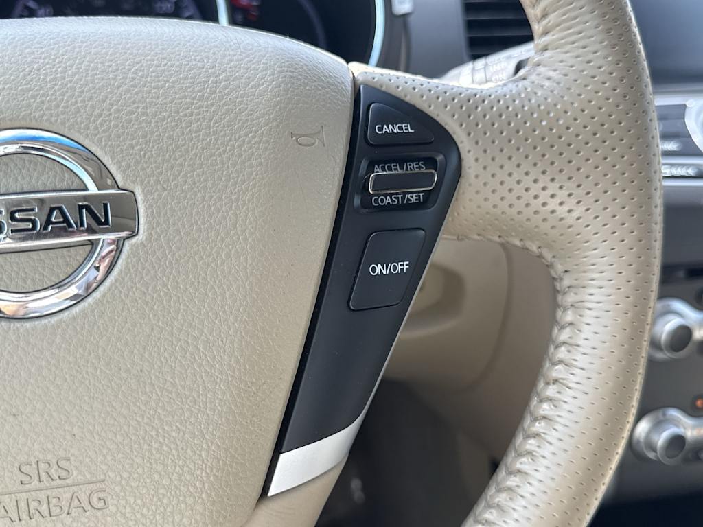 Thumbnail: 2011 Nissan Murano - 29