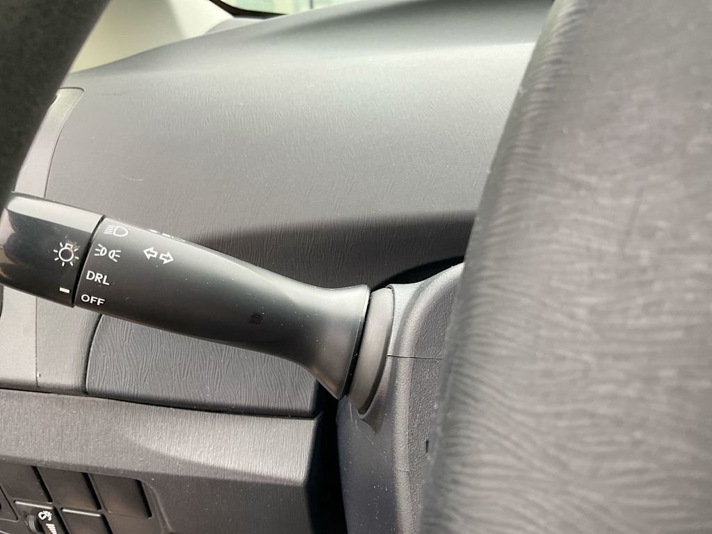 2015 Toyota Prius Three 33