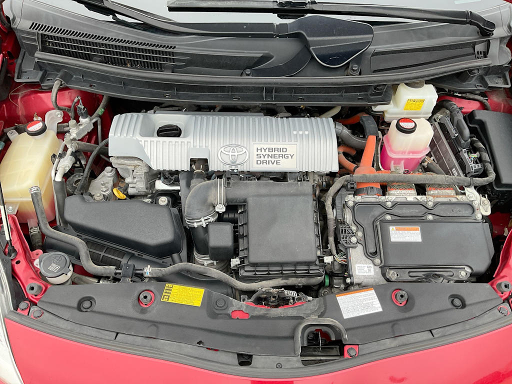 2015 Toyota Prius Three 8
