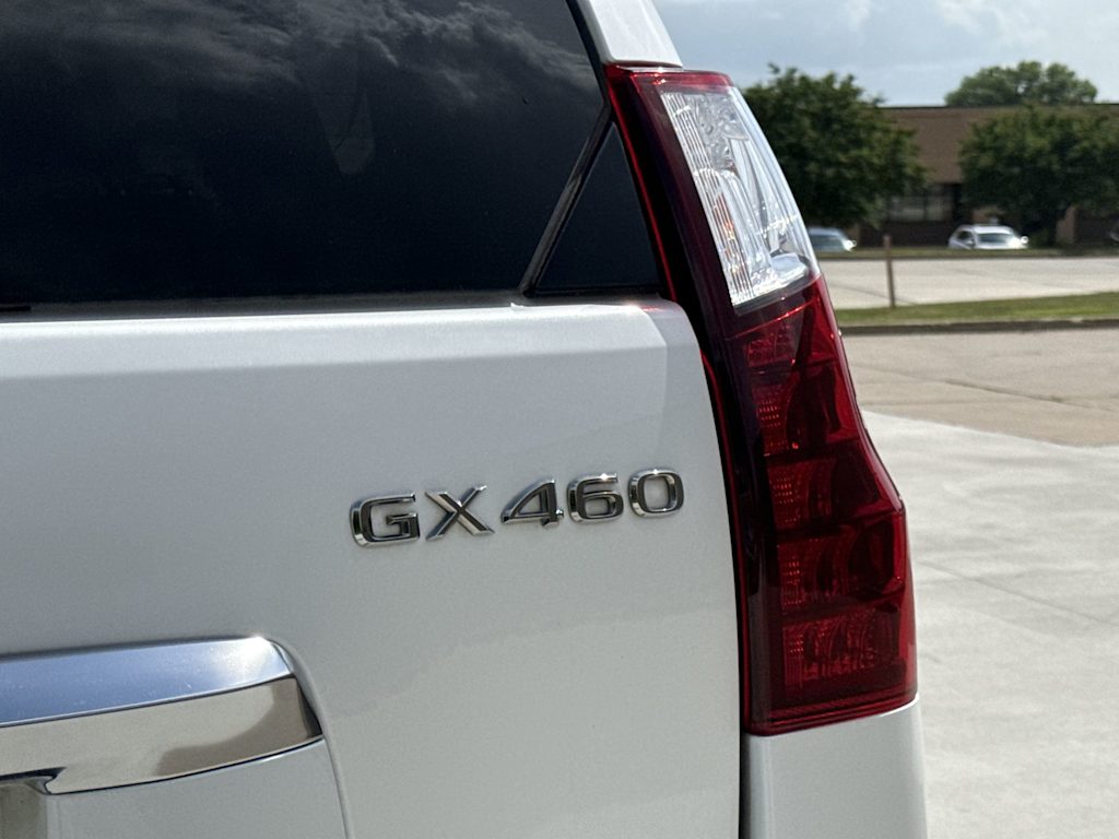 Thumbnail: 2021 Lexus GX - 25