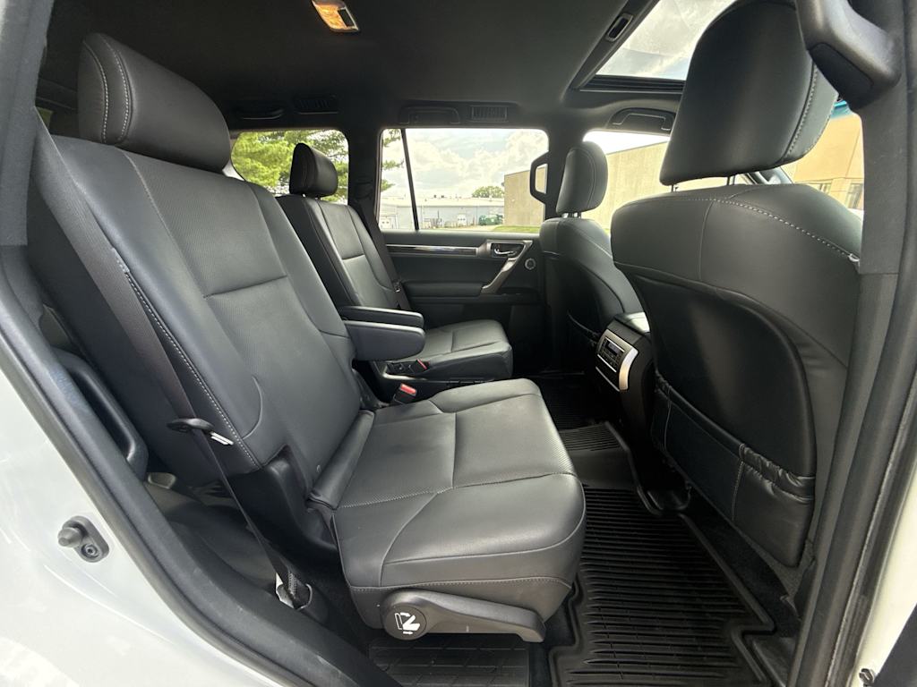 Thumbnail: 2021 Lexus GX - 29