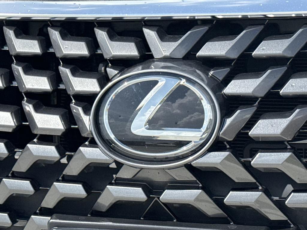 Thumbnail: 2021 Lexus GX - 6