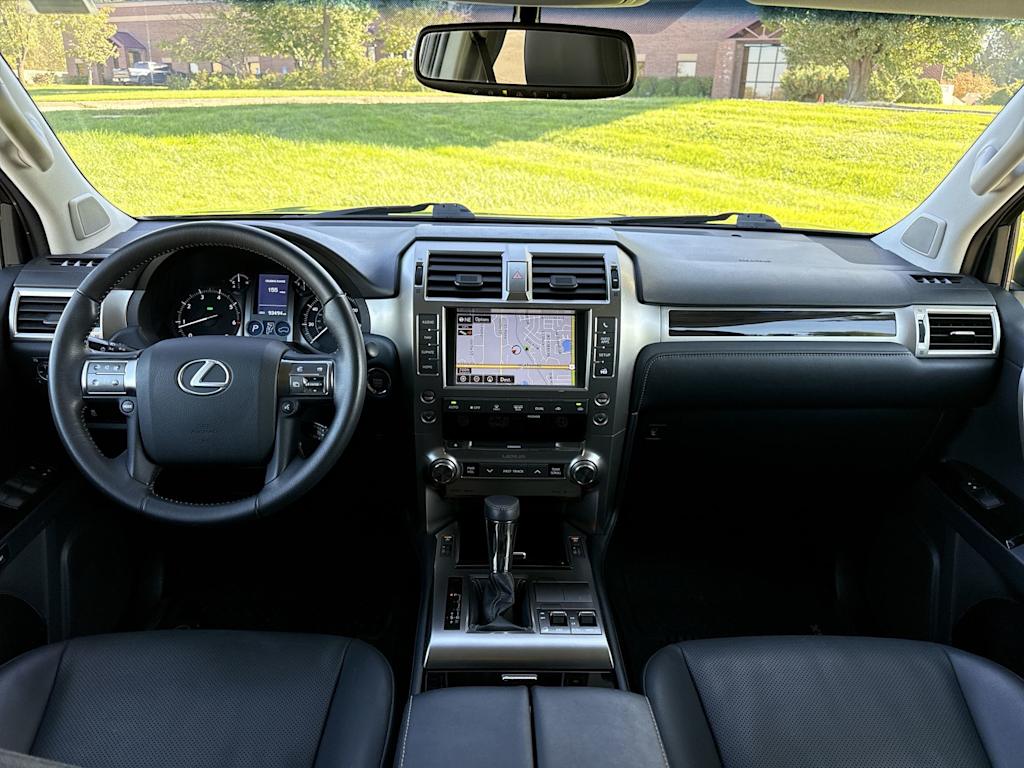 Thumbnail: 2017 Lexus GX - 2
