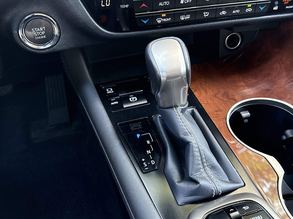 Thumbnail: 2018 Lexus RX - 39