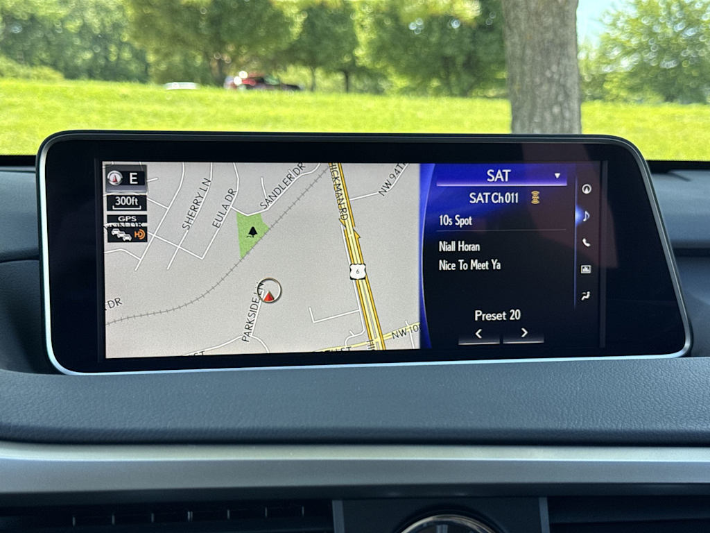 Thumbnail: 2019 Lexus RX - 13