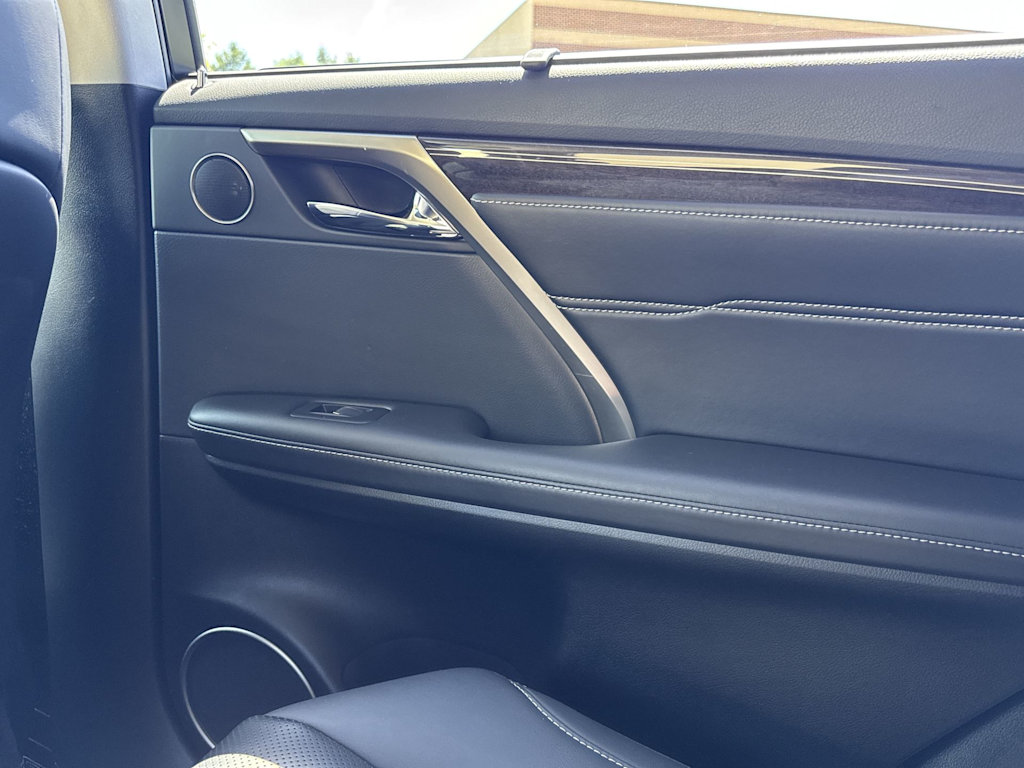 Thumbnail: 2019 Lexus RX - 41