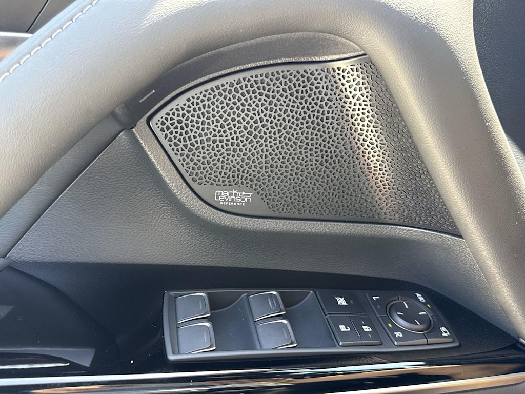 Thumbnail: 2025 Lexus ES - 37