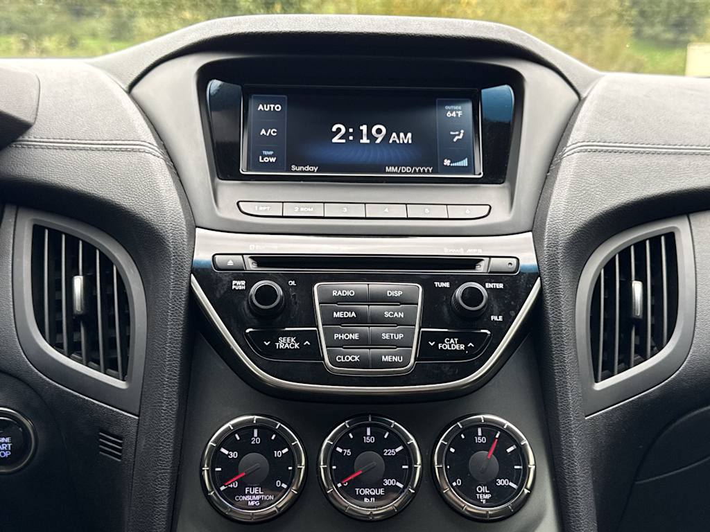 Thumbnail: 2016 Hyundai Genesis - 9