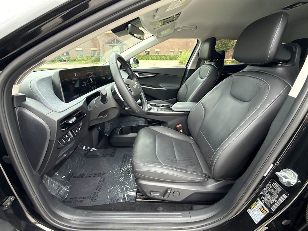 Thumbnail: 2023 Kia EV6 - 9