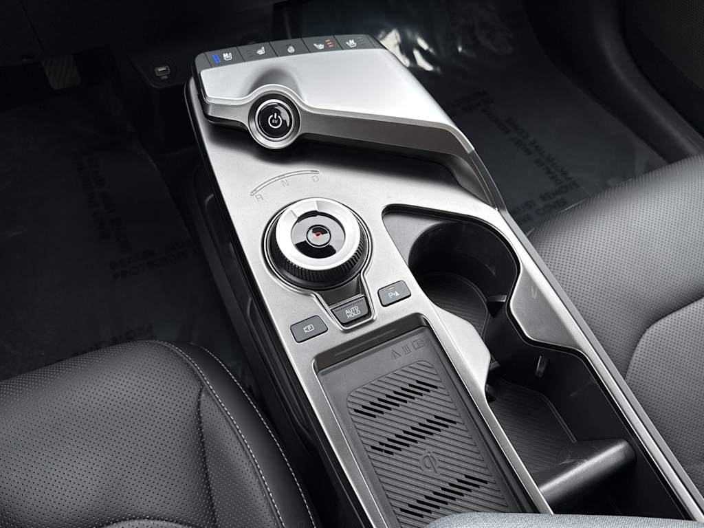 Thumbnail: 2023 Kia EV6 - 13