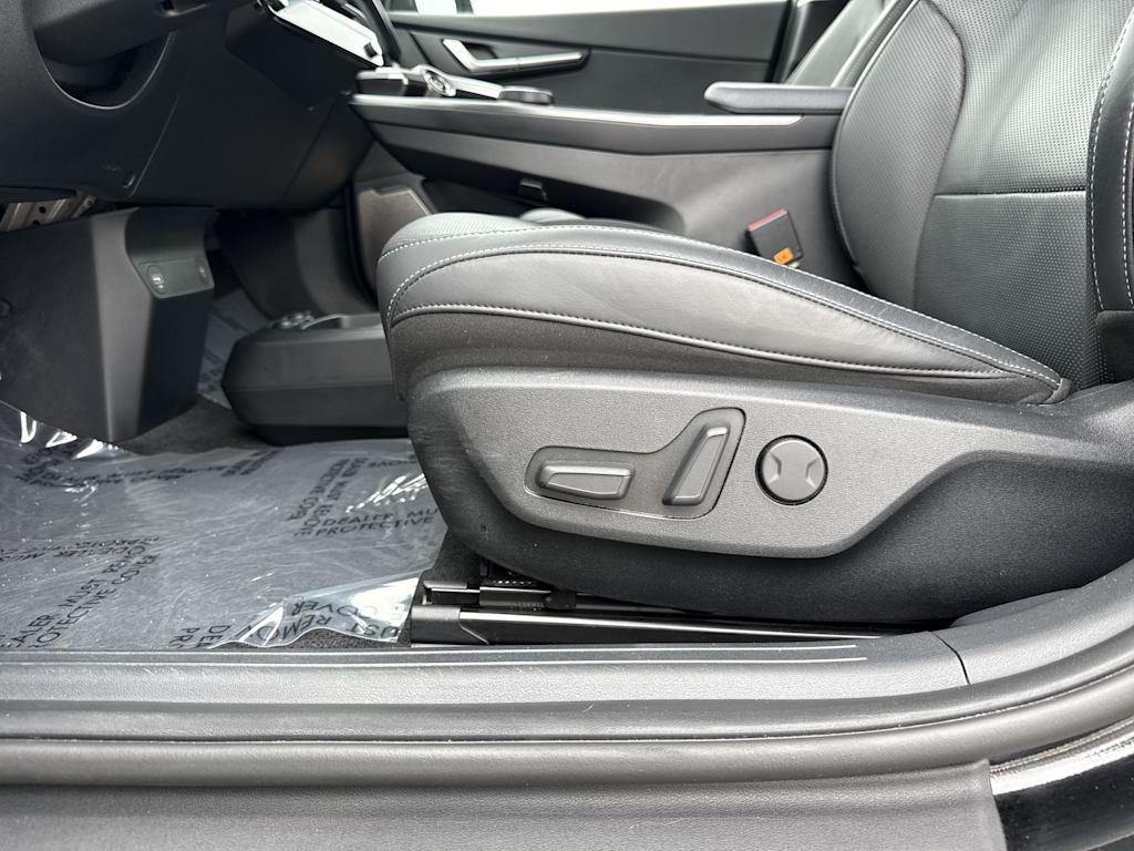 Thumbnail: 2023 Kia EV6 - 25