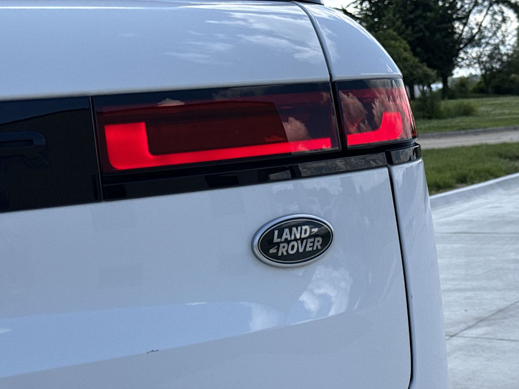 Thumbnail: 2023 Land Rover Range Rover Sport - 25