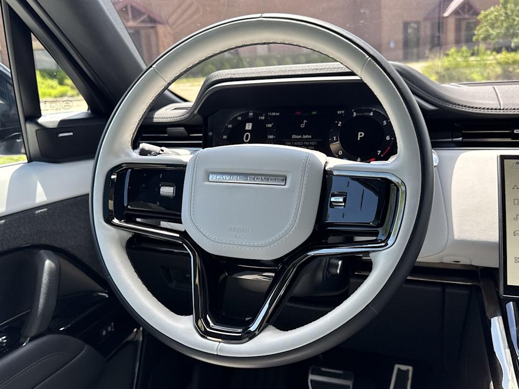 Thumbnail: 2023 Land Rover Range Rover Sport - 9