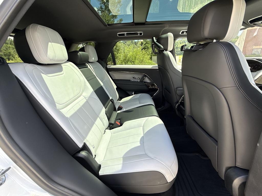 Thumbnail: 2023 Land Rover Range Rover Sport - 29