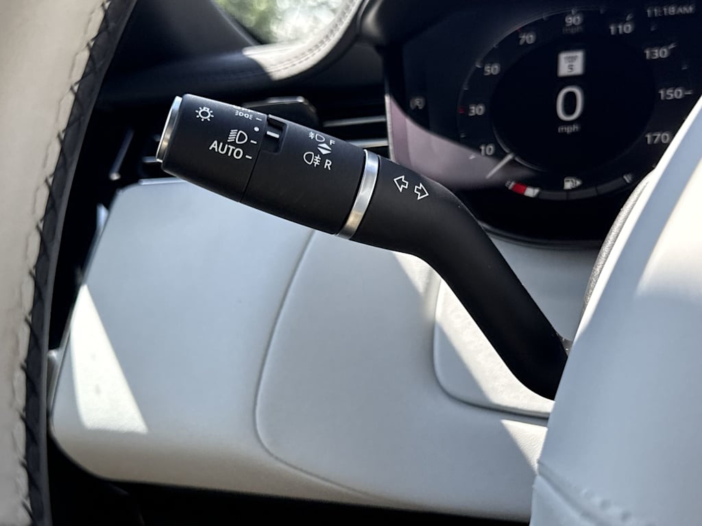 Thumbnail: 2023 Land Rover Range Rover Sport - 34