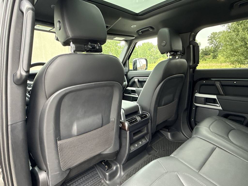 Thumbnail: 2024 Land Rover Defender - 11