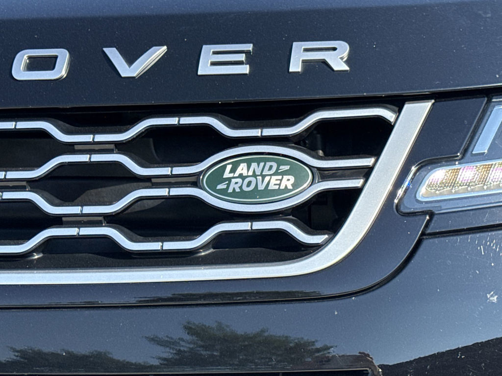 Thumbnail: 2020 Land Rover Range Rover Evoque - 23