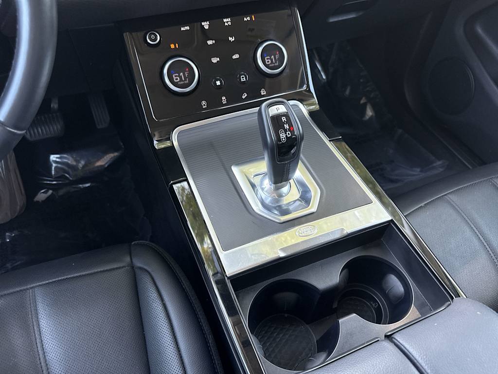 Thumbnail: 2020 Land Rover Range Rover Evoque - 14