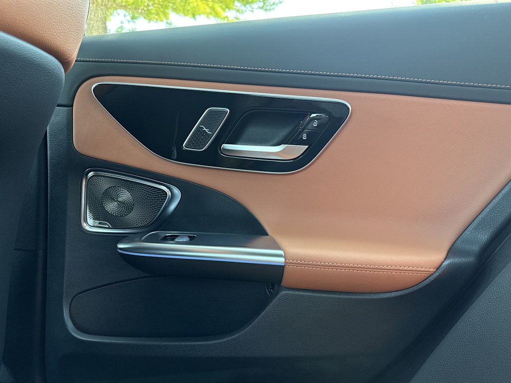 Thumbnail: 2023 Mercedes-Benz C-Class - 36