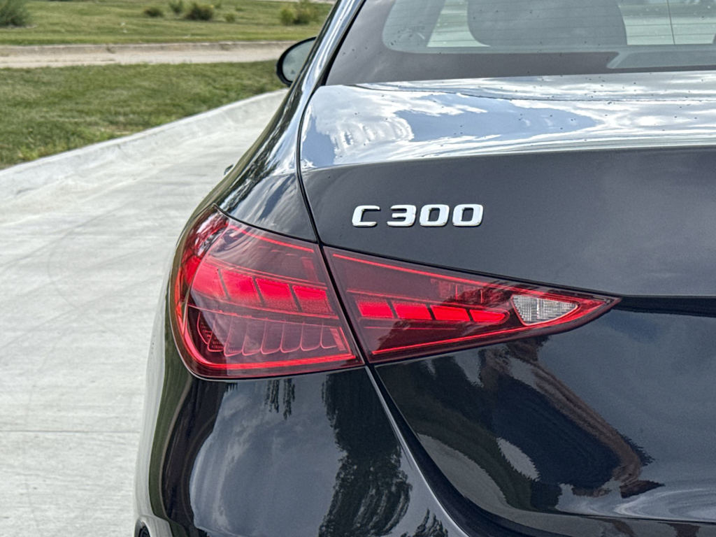 Thumbnail: 2023 Mercedes-Benz C-Class - 22