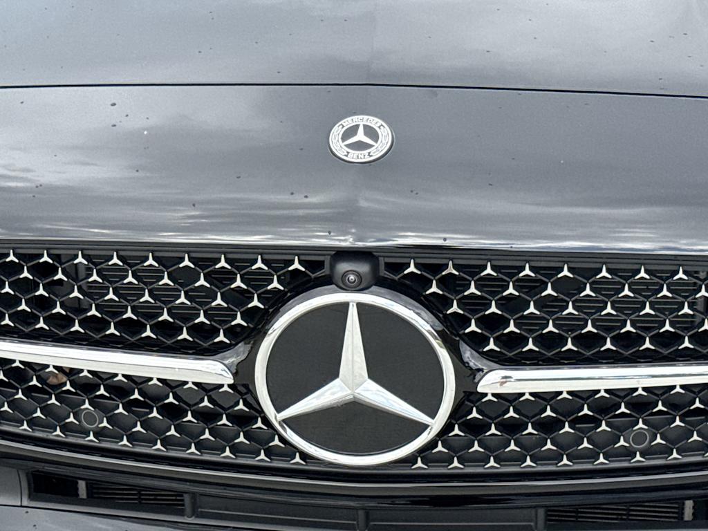 Thumbnail: 2023 Mercedes-Benz C-Class - 21