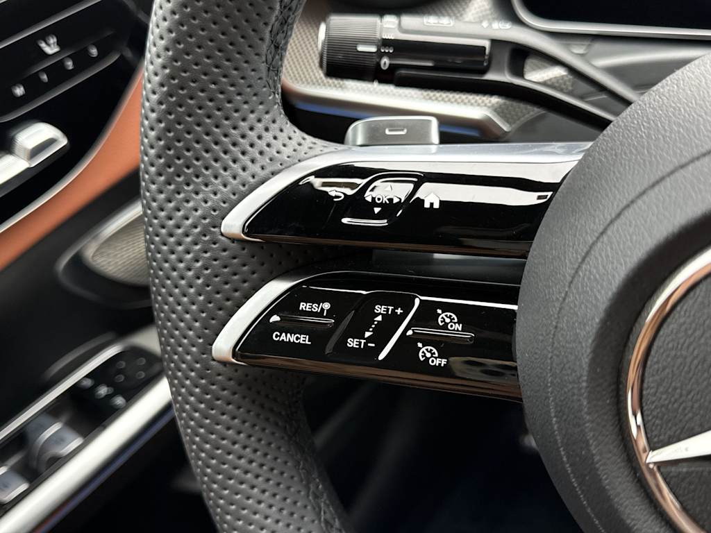 Thumbnail: 2023 Mercedes-Benz C-Class - 28
