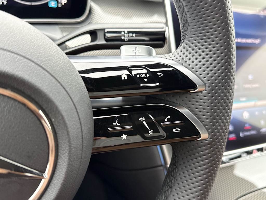 Thumbnail: 2023 Mercedes-Benz C-Class - 29