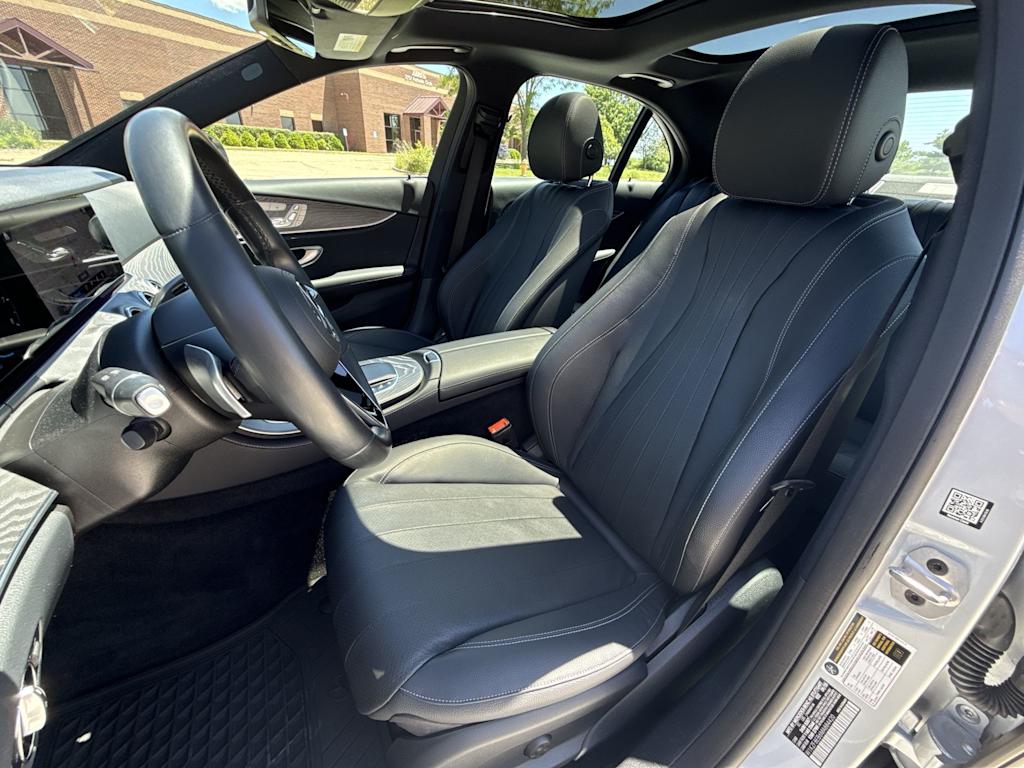 Thumbnail: 2021 Mercedes-Benz E-Class - 10