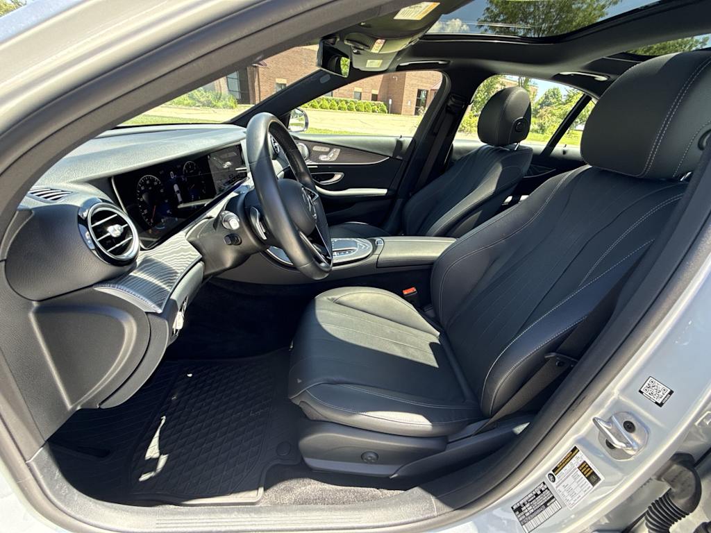 Thumbnail: 2021 Mercedes-Benz E-Class - 9