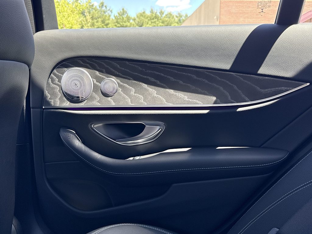 Thumbnail: 2021 Mercedes-Benz E-Class - 38
