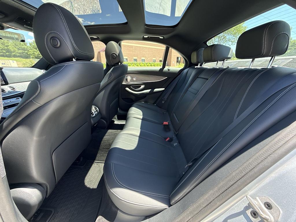 Thumbnail: 2021 Mercedes-Benz E-Class - 25