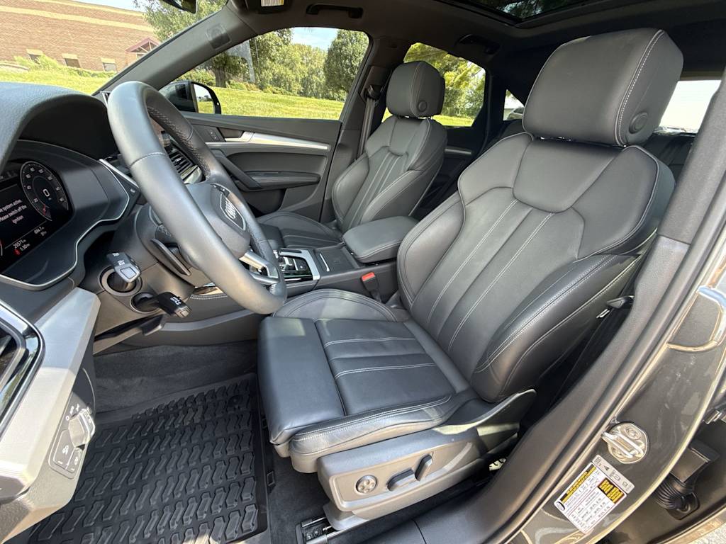 Thumbnail: 2021 Audi Q5 - 12