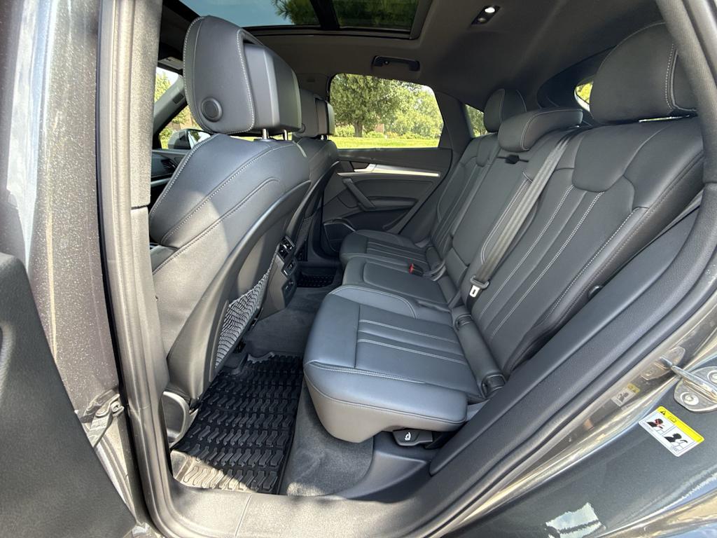 Thumbnail: 2021 Audi Q5 - 28
