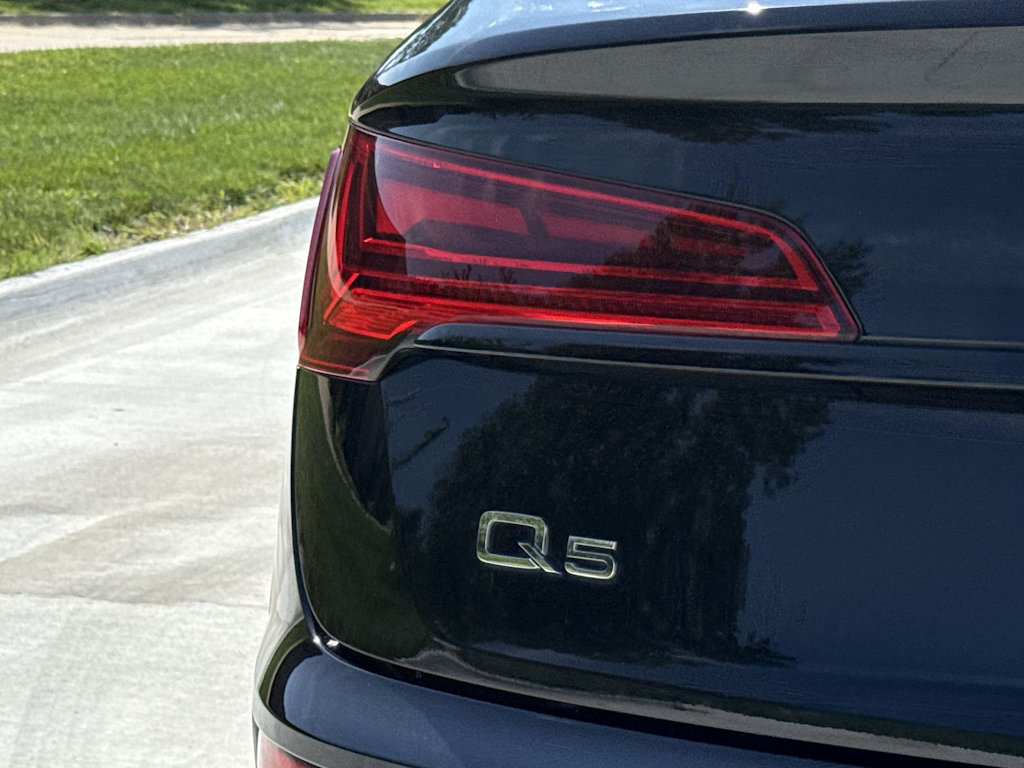 Thumbnail: 2023 Audi Q5 - 25